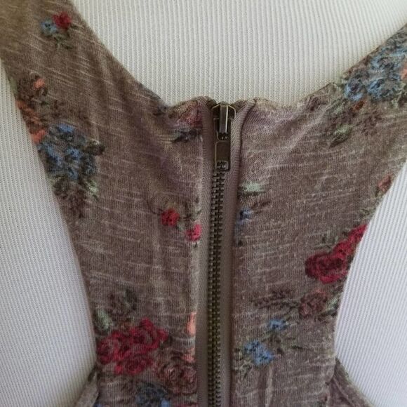 Eyeshadow Floral Zipper Tank Top Tan Size Small - Picture 4 of 7